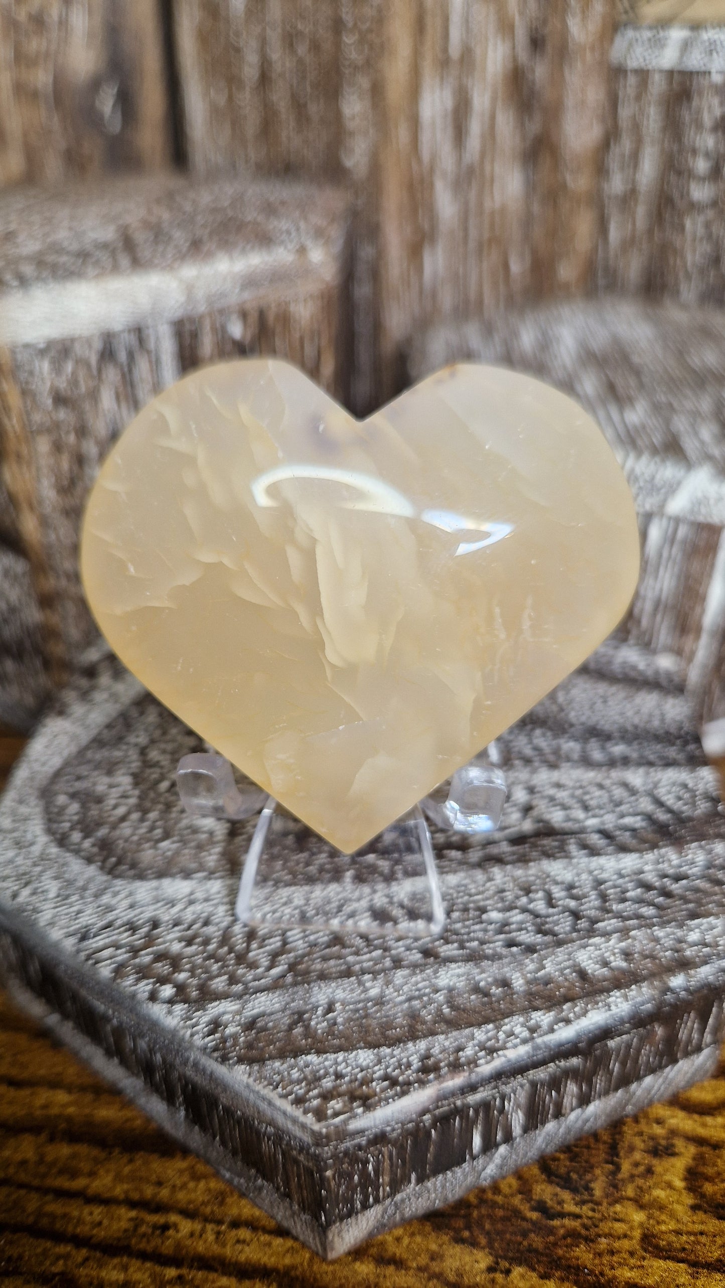Golden Quartz Heart - 90