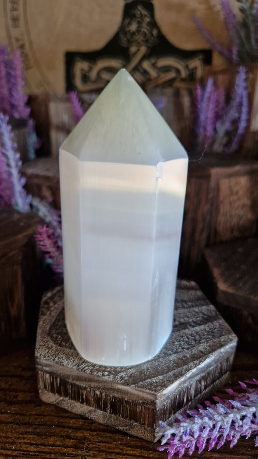 Selenite Tower