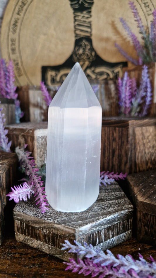 Selenite Tower
