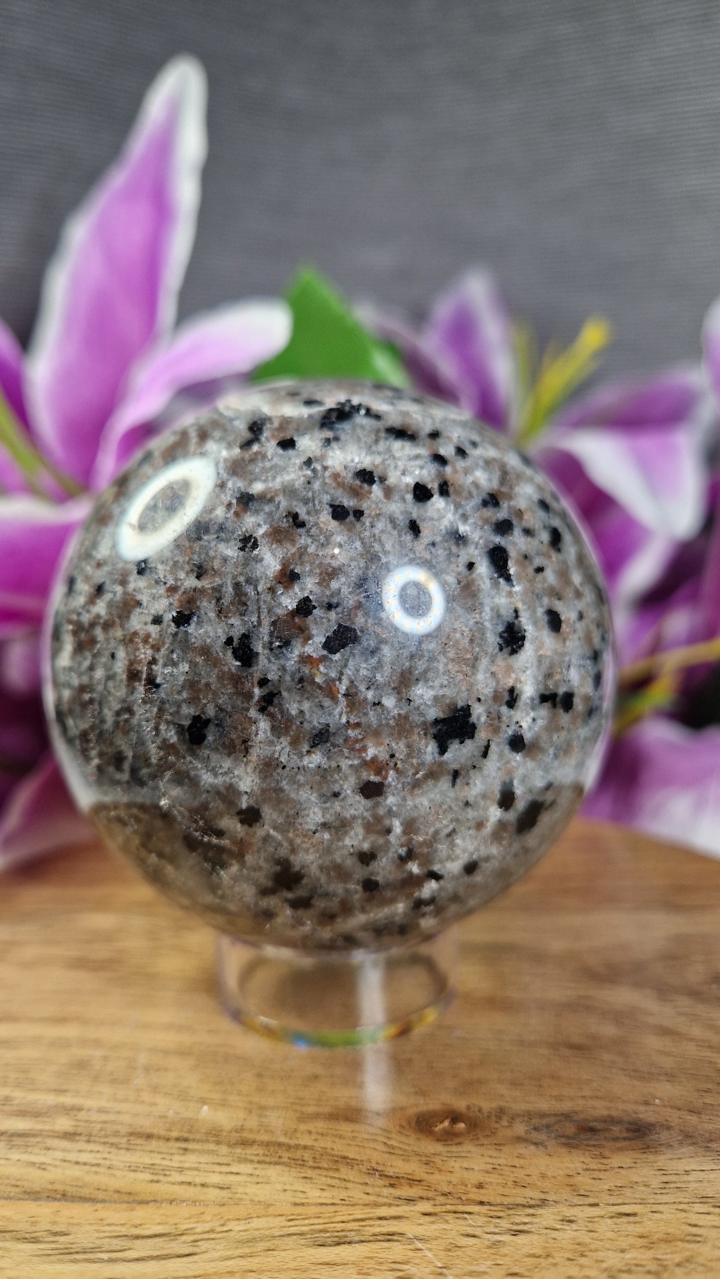 Yooperlite Sphere - 104