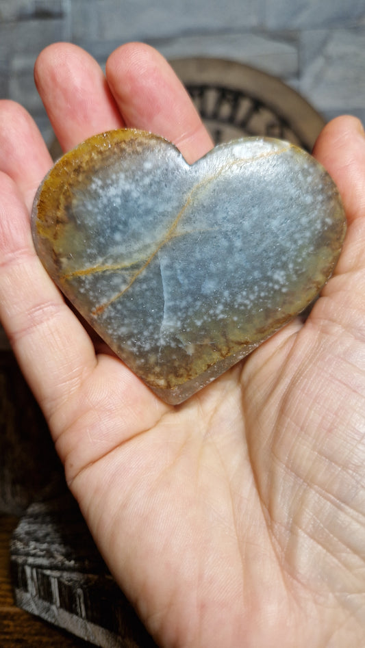 Lemurian Aquatine Calcite Heart - 11