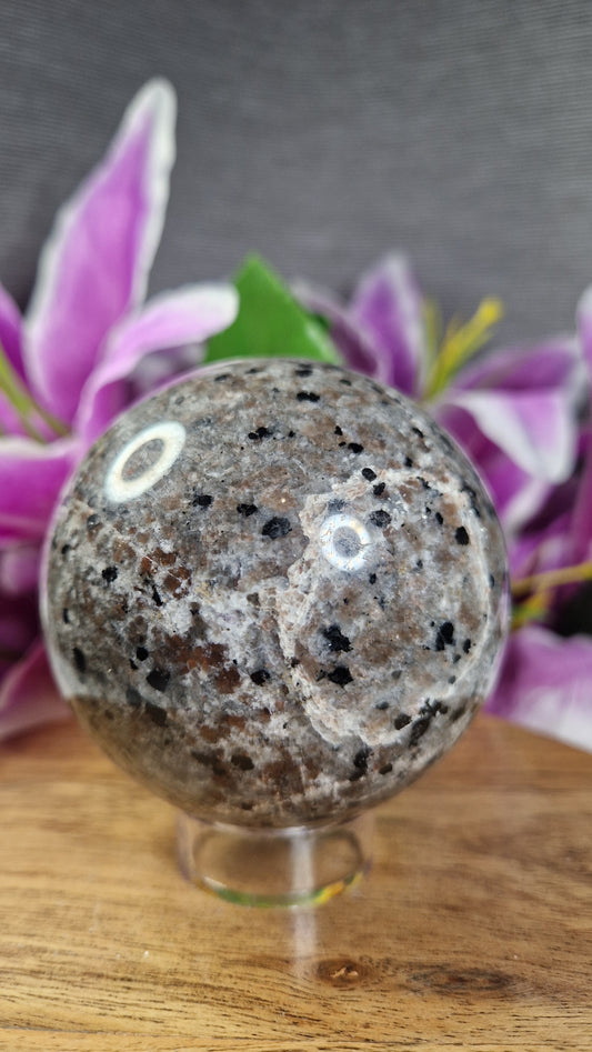 Yooperlite Sphere - 104