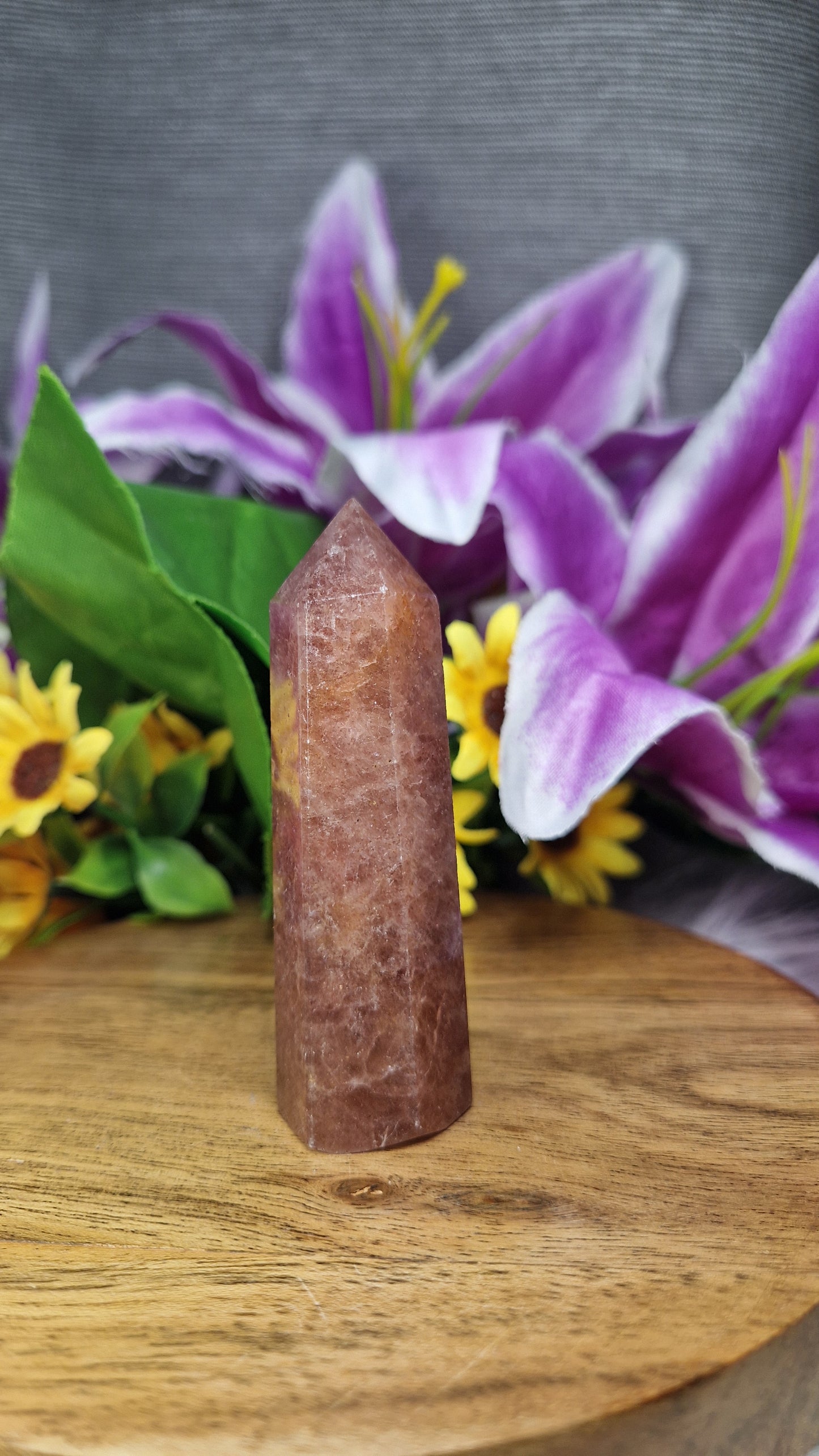 Strawberry Quartz Tower - 120