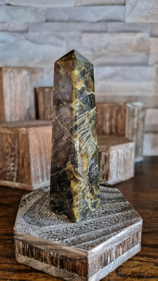 Labradorite Tower - 347