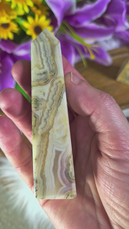Crazy Lace Agate Tower - 47
