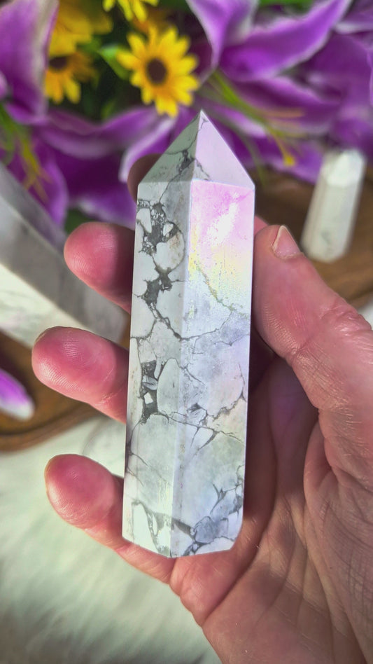 Aura Howlite Tower - 175