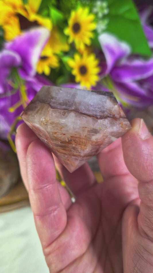 Fire Quartz Diamond with Stand - 263
