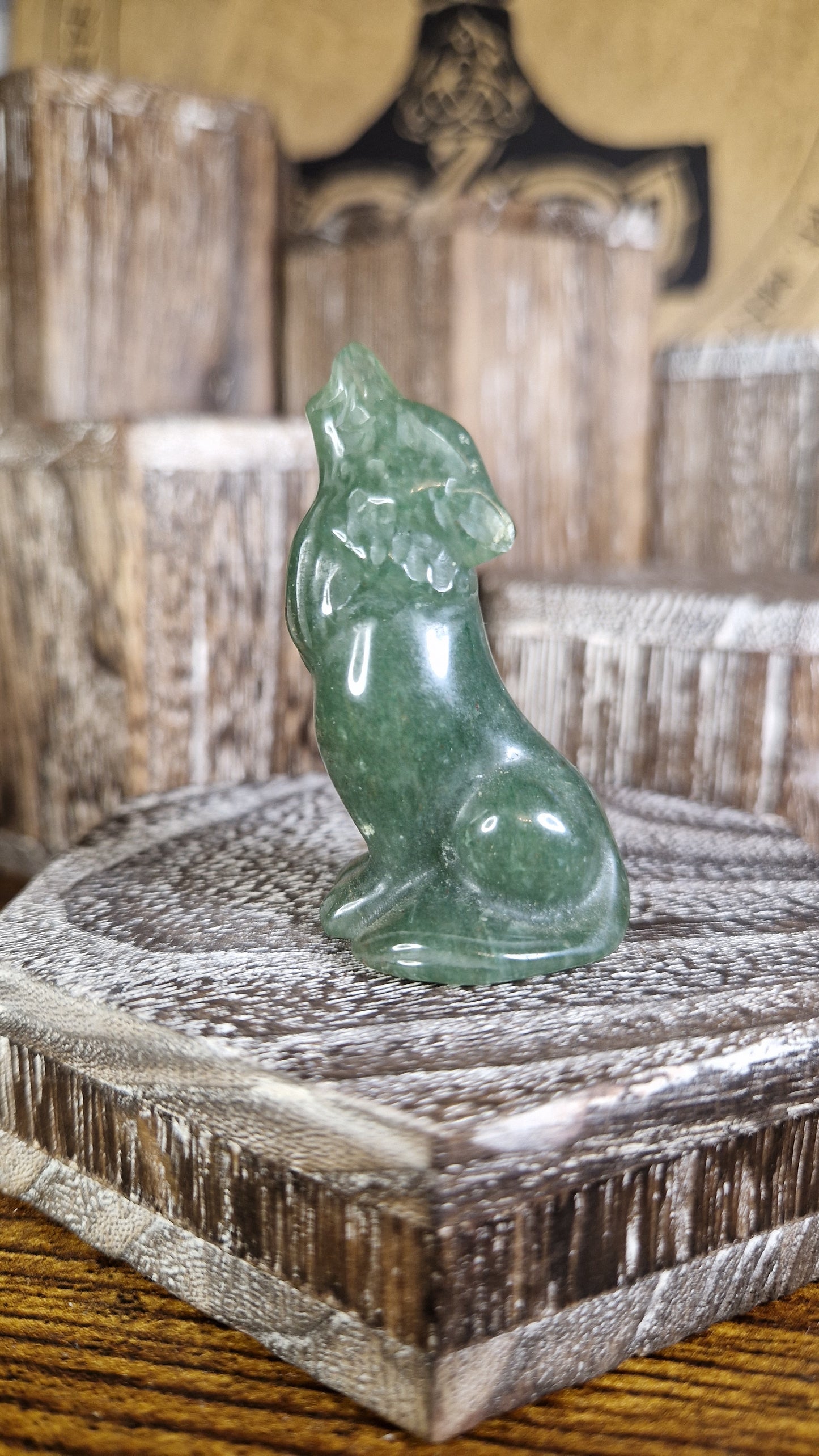 Green Aventurine Wolf - 12