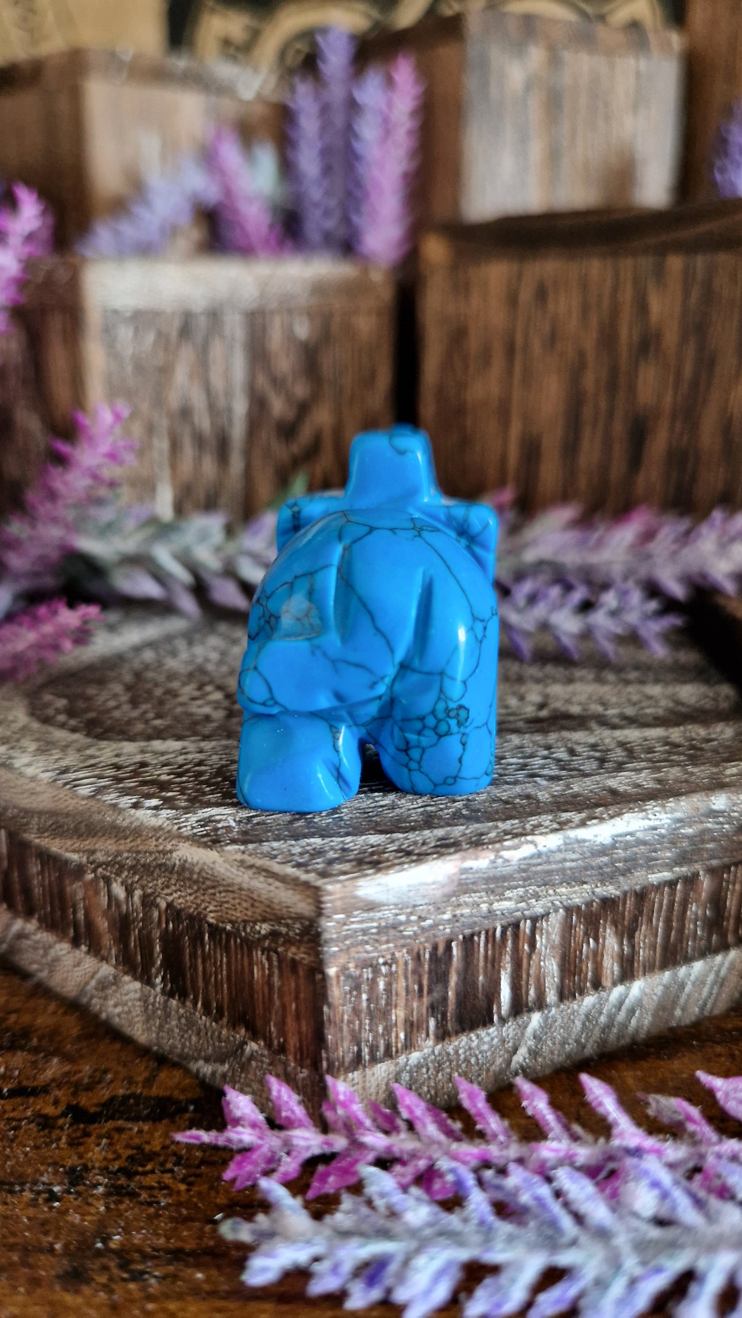 Howlite Turquoise Elephant