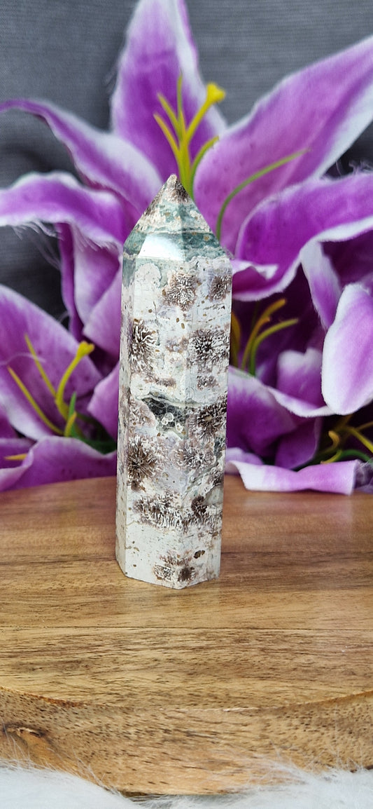 Green Flower Agate Tower - 38
