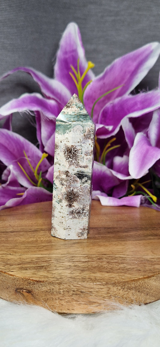 Green Flower Agate Tower - 38