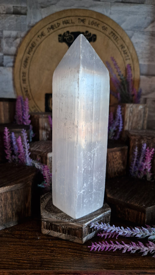 Selenite Tower