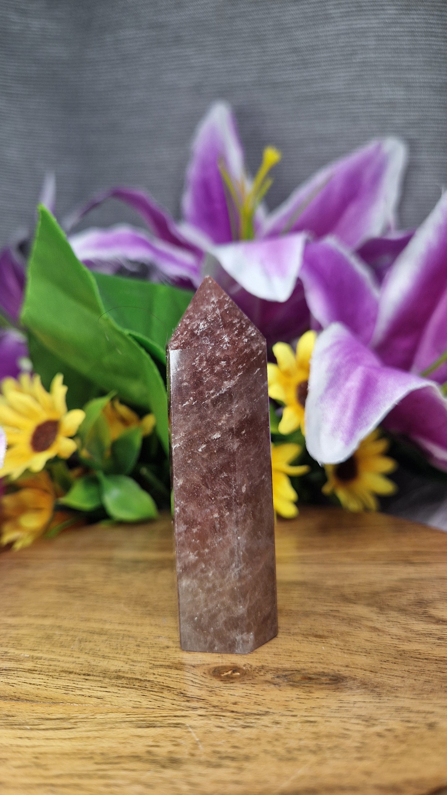 Strawberry Quartz Tower - 122