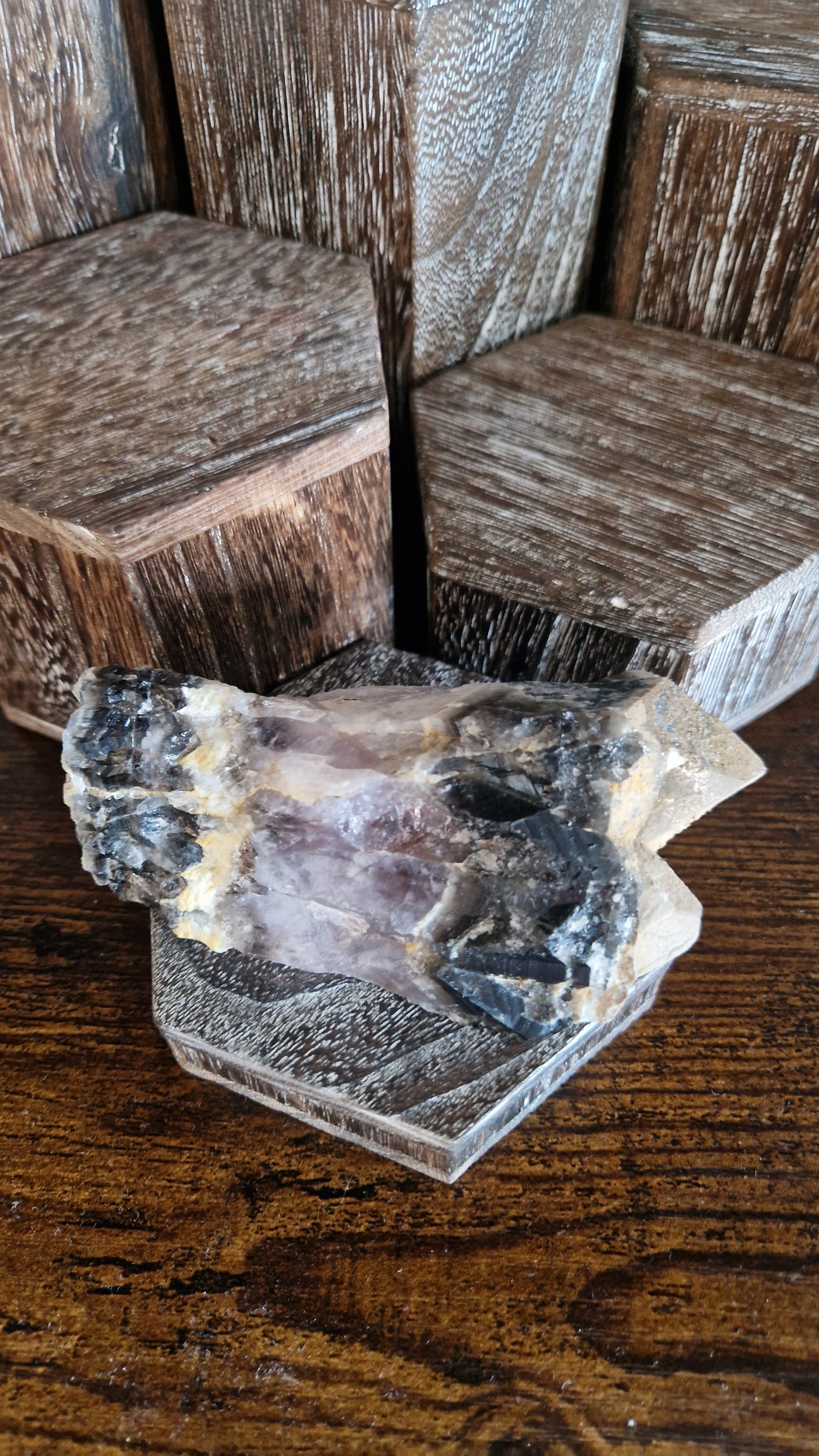Chevron Amethyst Root  - 84