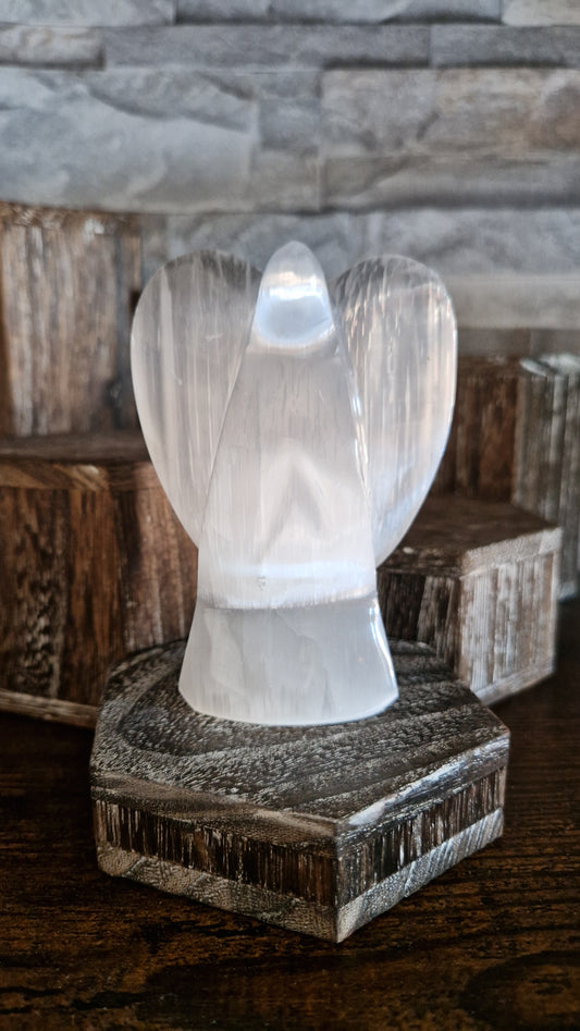 Selenite Angel - 565