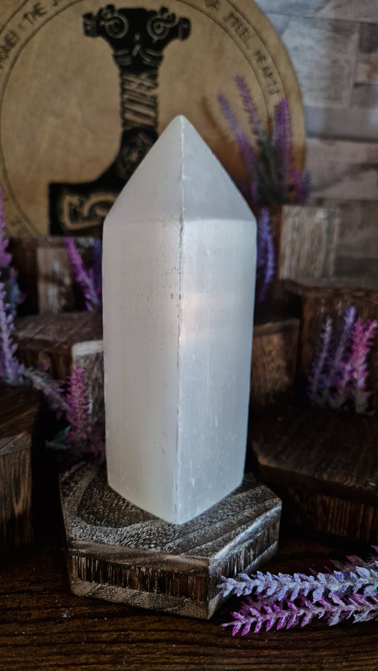 Selenite Tower