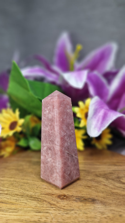 Strawberry Quartz Tower - 121