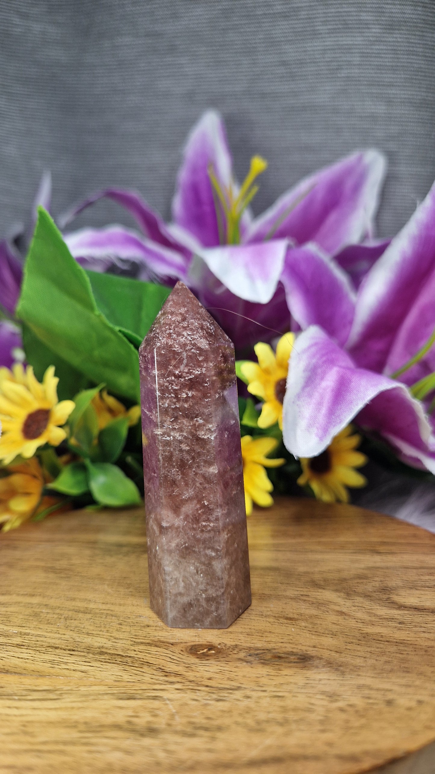 Strawberry Quartz Tower - 122