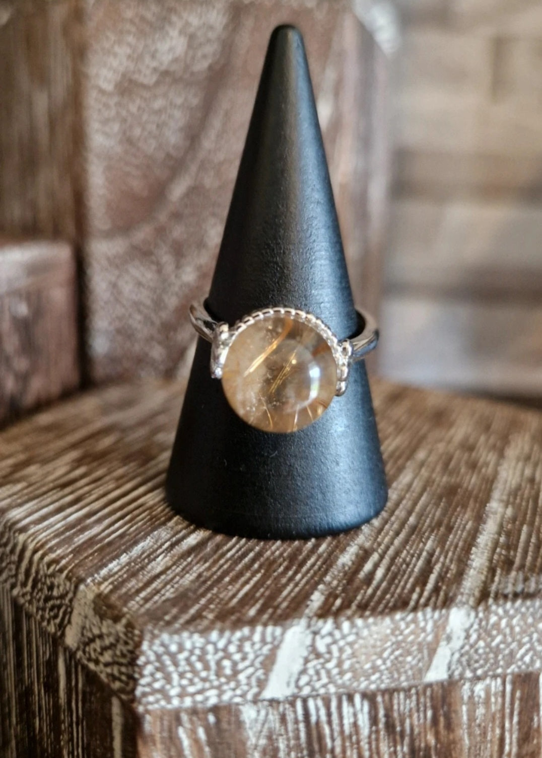 Rutile Adjustable Ring