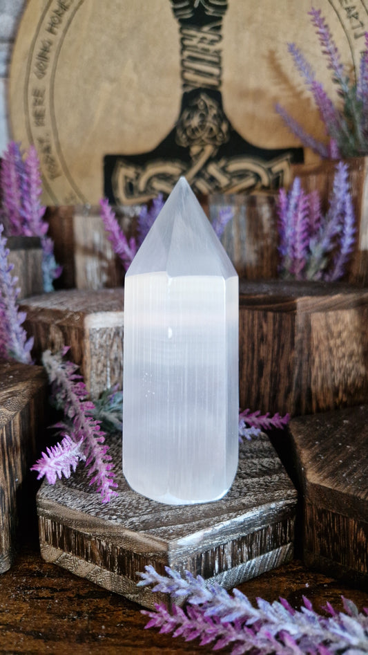 Selenite Tower