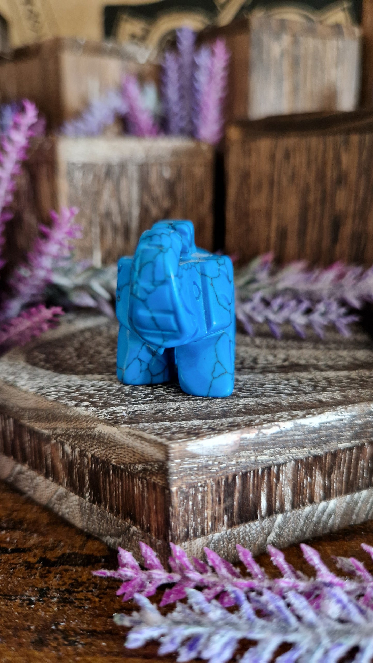 Howlite Turquoise Elephant