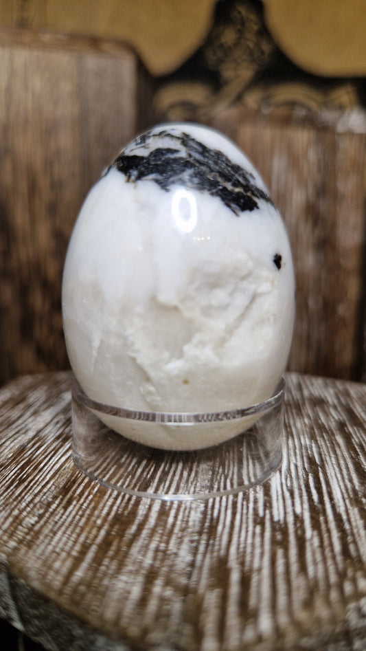 Moonstone Egg - 10