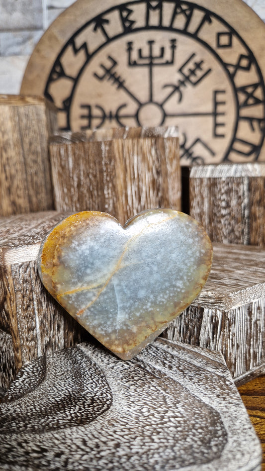 Lemurian Aquatine Calcite Heart - 11